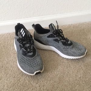 Adidas AlphaBounce